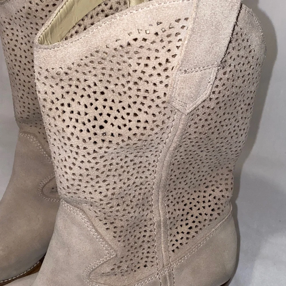 BCBGeneration Perforated Heeled Boots - Picture 12 of 13